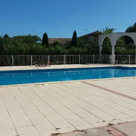 Holiday home Pavillon Avec Terrasse, Piscine Et Bbq - 600m Plage, 4 Pers - Fr-1-701-41
