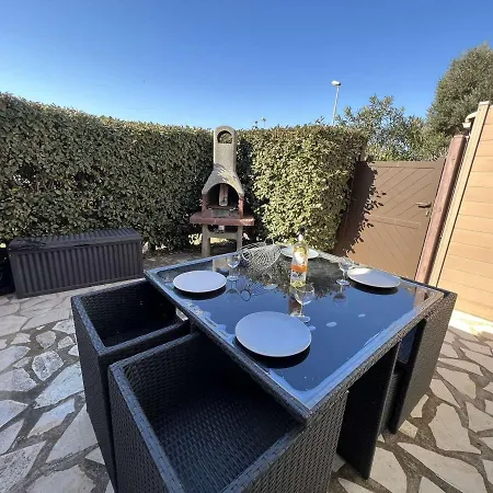 Holiday home Pavillon Avec Terrasse, Piscine Et Bbq - 600m Plage, 4 Pers - Fr-1-701-41 Vendres